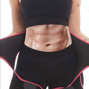 S/m thigh & waist trimmer! Last one